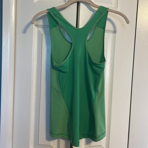 NWOT Nike Dri-fit racerback tank in green size XS - Picture 7 of 7